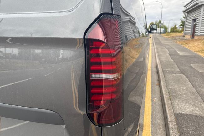 Volkswagen Transporter Photo 18