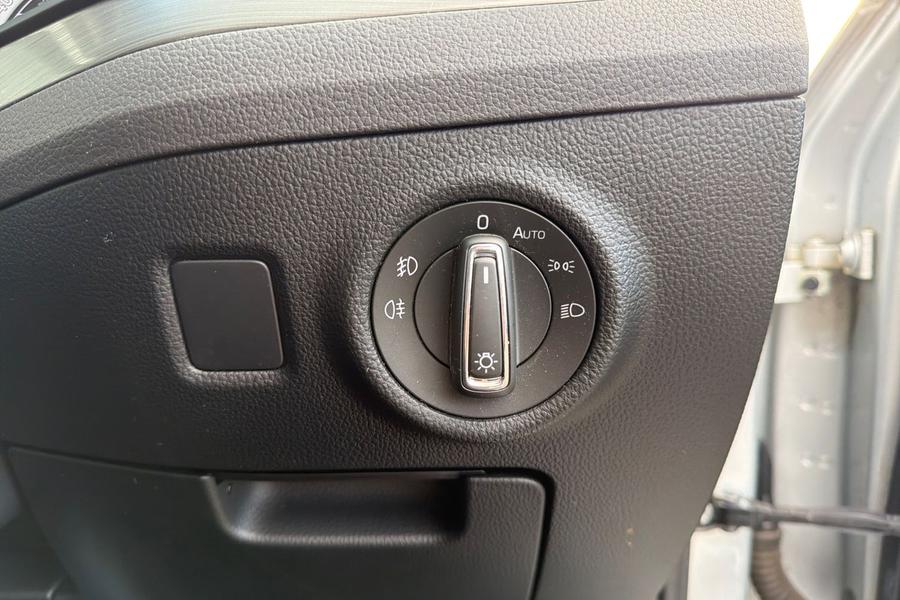 Skoda Superb Photo autoimg-a3635ddace58222d18451926d6898125e21a61a6.jpg