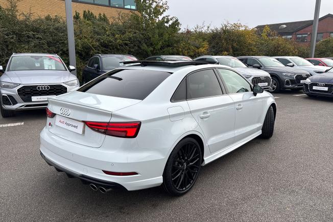 Audi S3 Photo 22