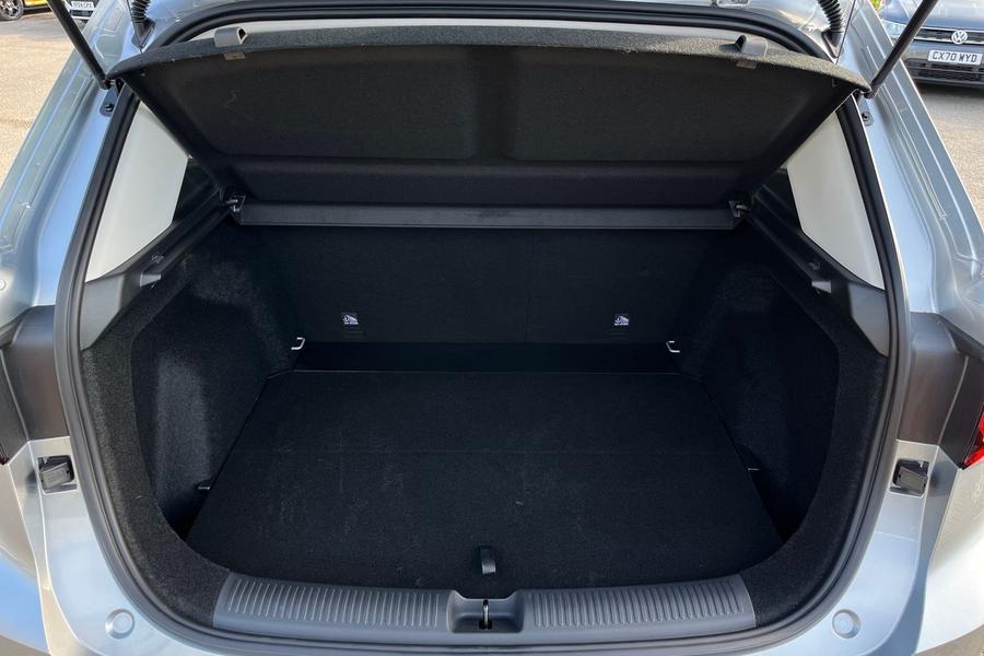 MG Motor UK ZS Photo autoimg-a366147af84719f6e8425fdf6bc36eb2b82c98e7.jpg