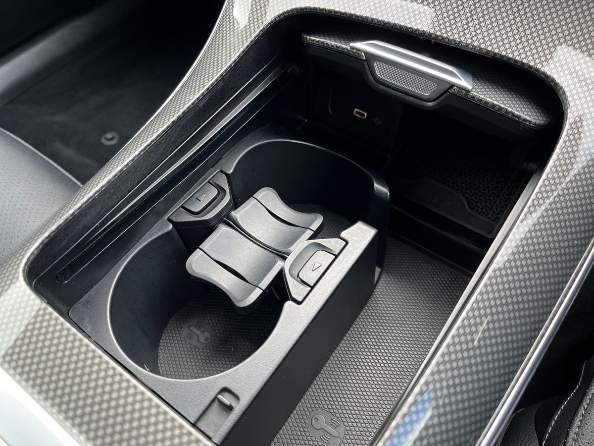 Mercedes-Benz C Class Photo 36