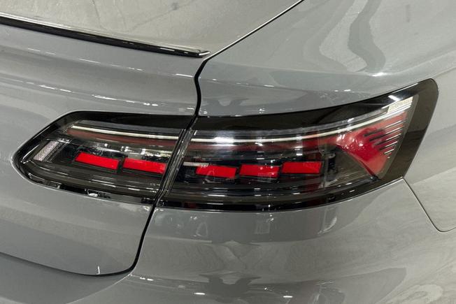 VOLKSWAGEN Arteon Photo 18