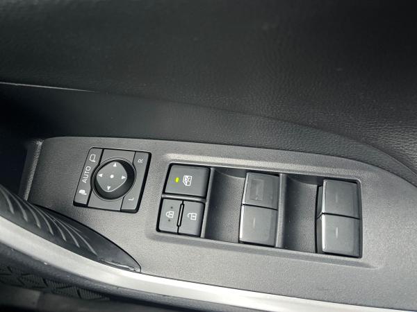 Toyota RAV4 Photo autoimg-a36f1910ede603ec67898ba946d18e79beabcb18.jpg