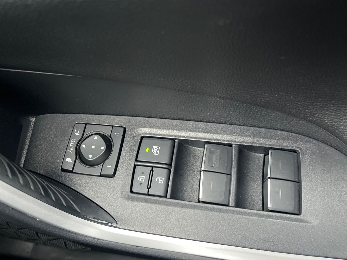 Toyota RAV4 Photo 26