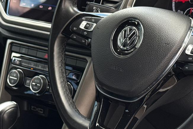 Volkswagen T-Roc Photo 41