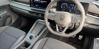 Volkswagen T-roc Photo 5