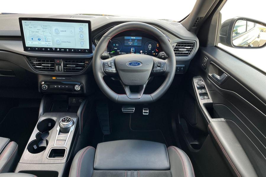 Ford Kuga Photo autoimg-a379aae50f5cbbbc23e1d4fe8d75e2ff181b43e5.jpg