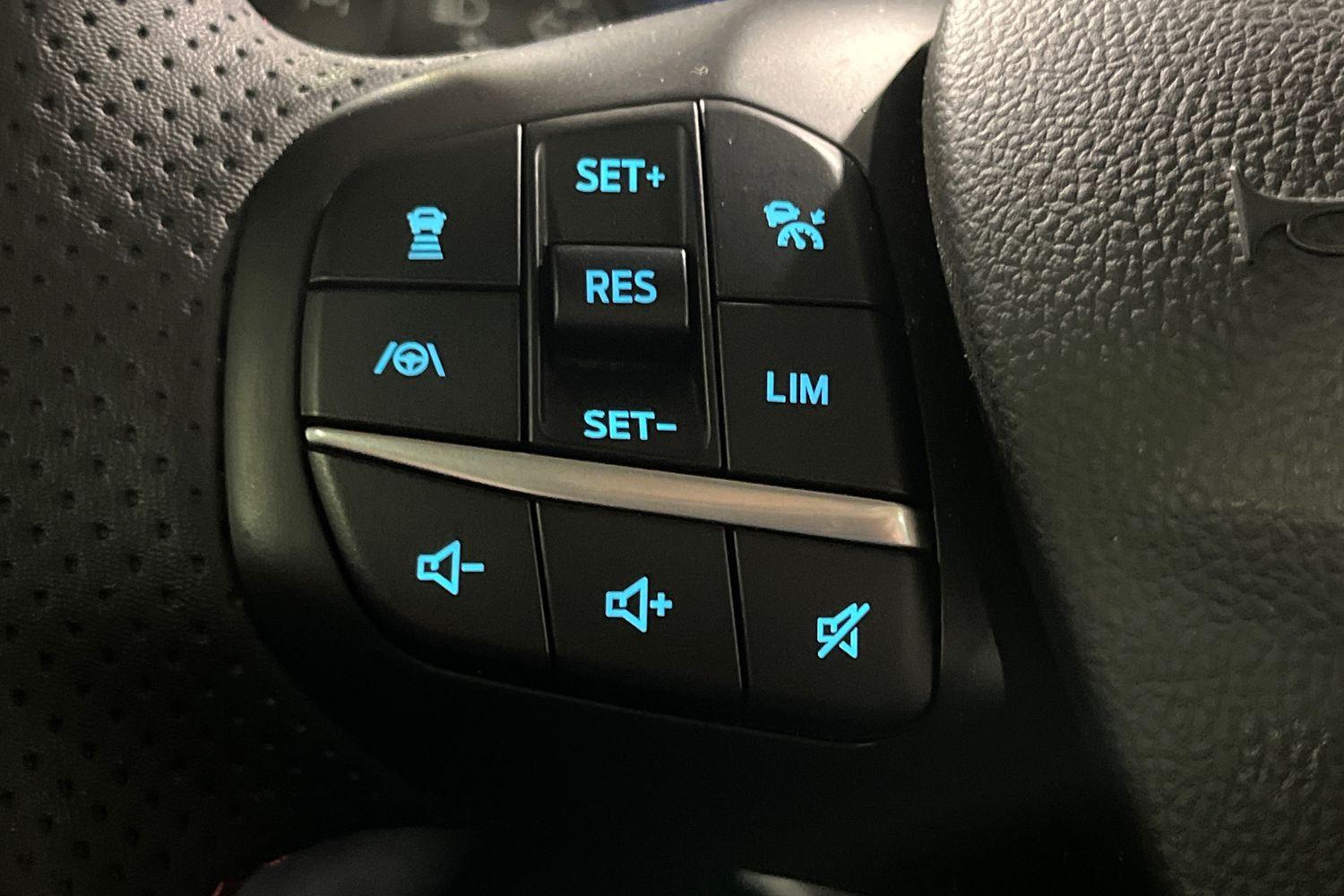 Ford KUGA Photo 41
