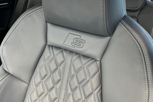 AUDI S3 Photo 49