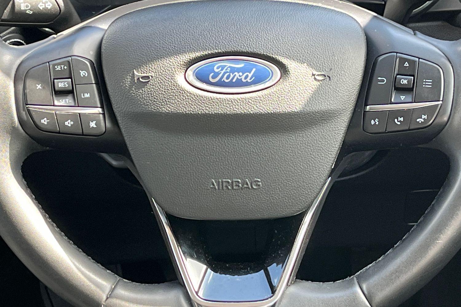 Ford KUGA Photo 11