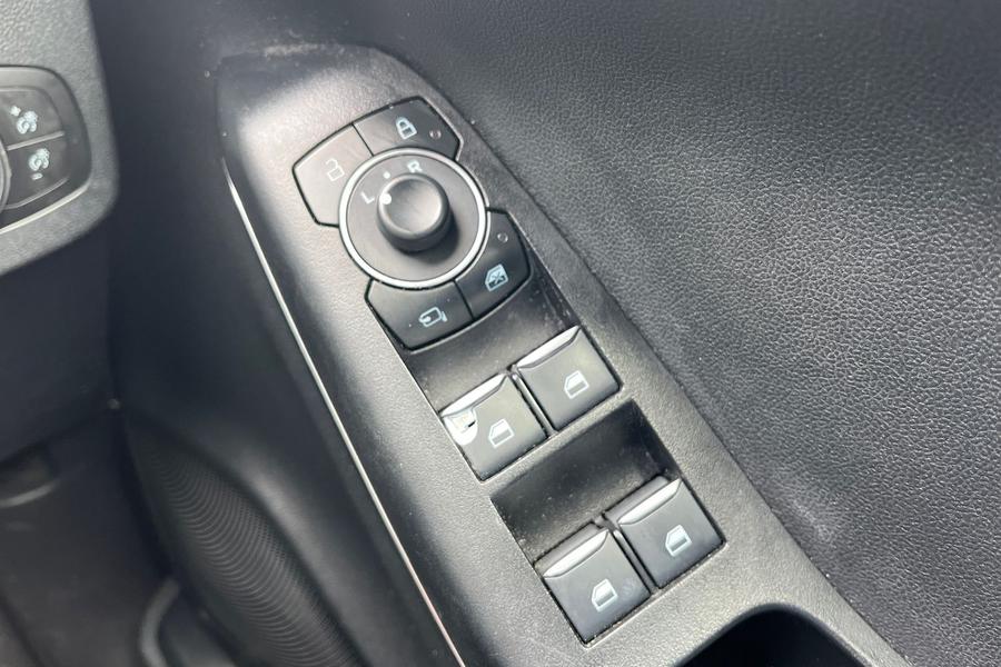 Ford PUMA Photo autoimg-a3891076ebb98771ba761780b83d3d58d08694ea.jpg