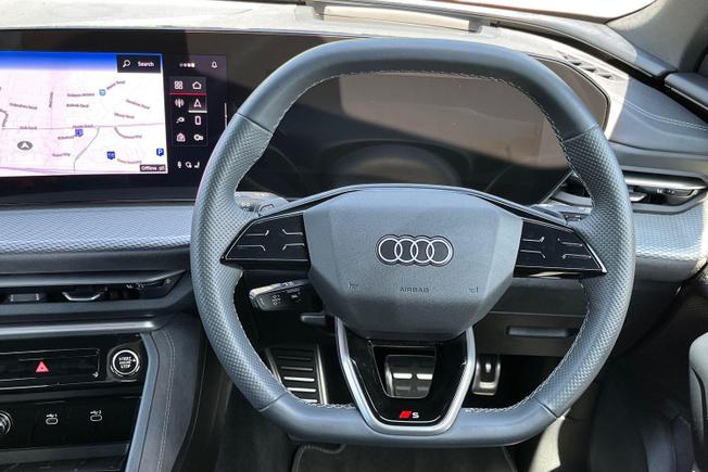 AUDI Q5 Photo 11
