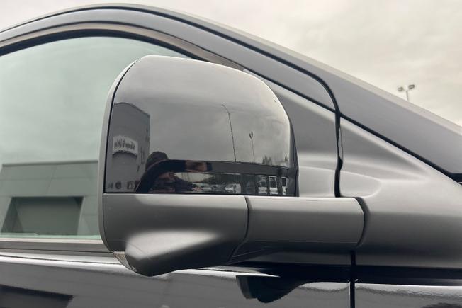 VOLKSWAGEN e-Transporter Photo 20