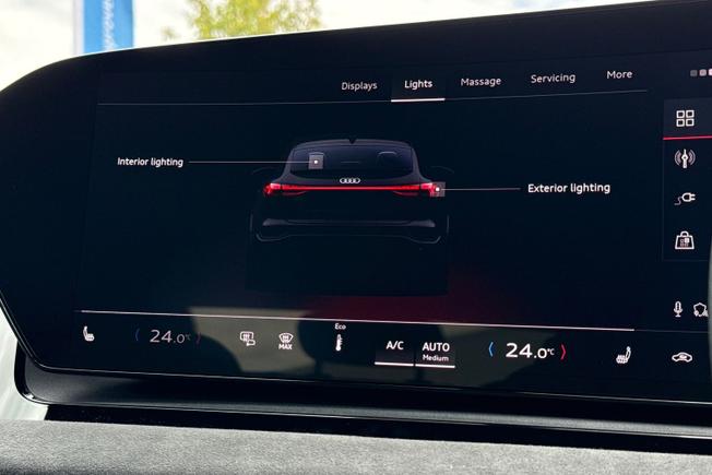 AUDI Q6 E-Tron Photo 30