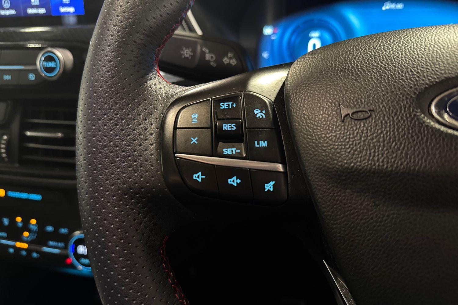 Ford KUGA Photo 28