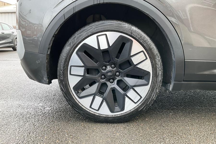 Ford Explorer Photo autoimg-a39e1e60254f1e94e7c50e5beac71defa2e3528a.jpg