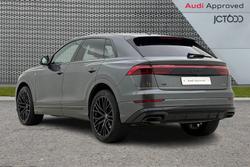 Audi Q8 Photo 3