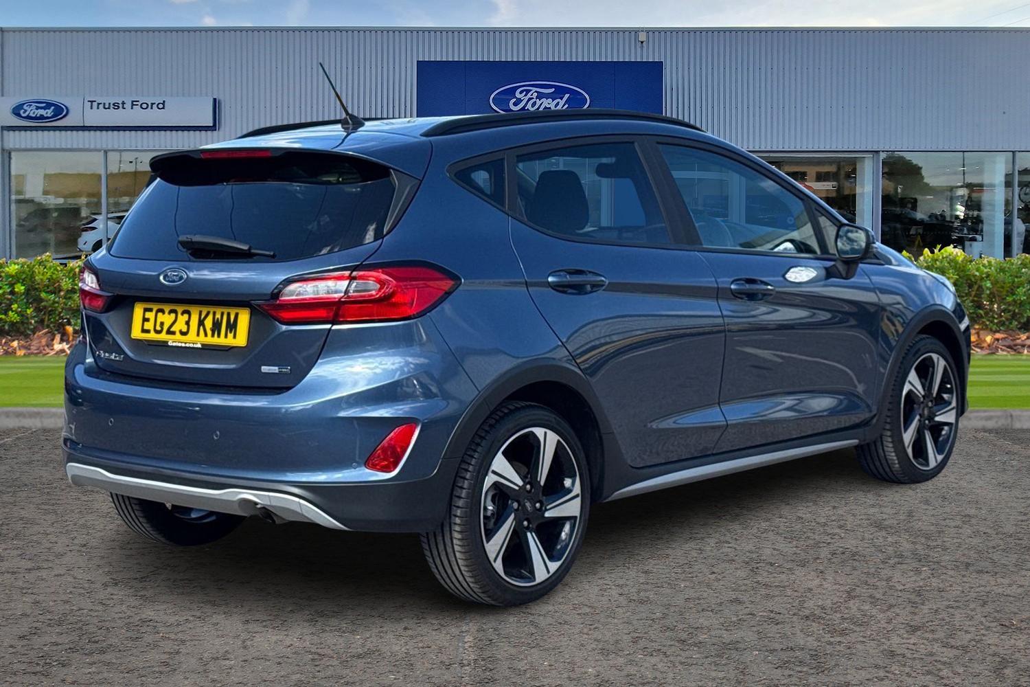 Ford Fiesta Photo 3