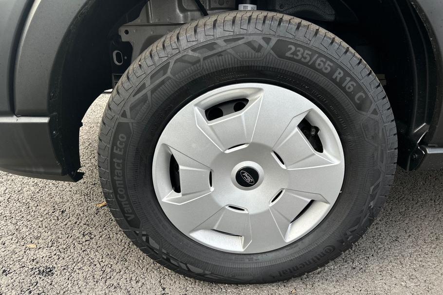 Used Ford E-TRANSIT 24