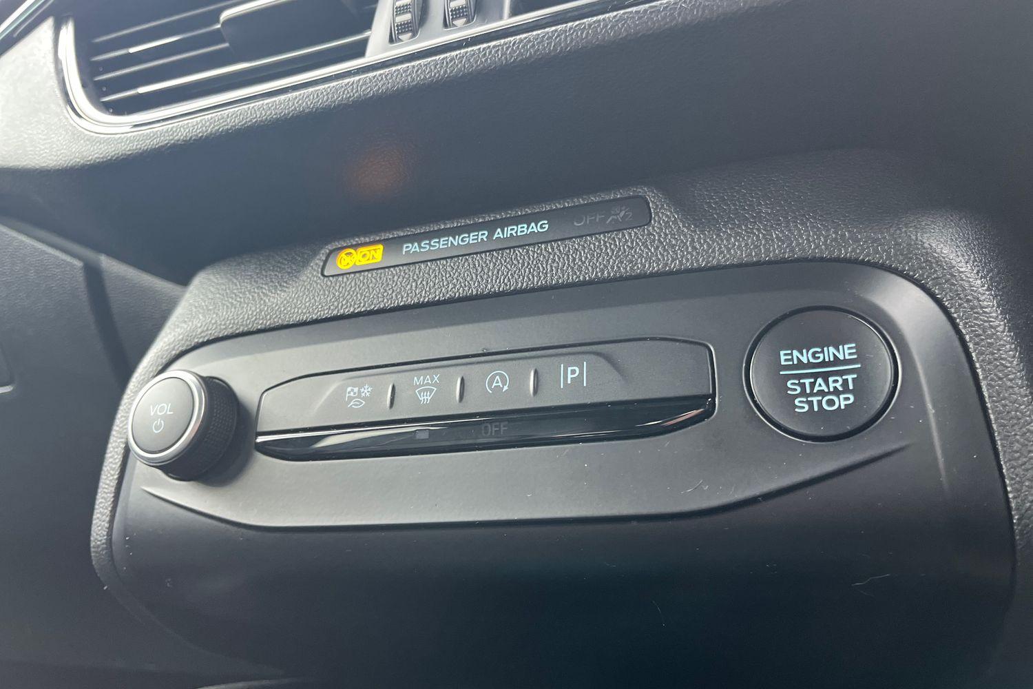 Ford FOCUS Photo 21