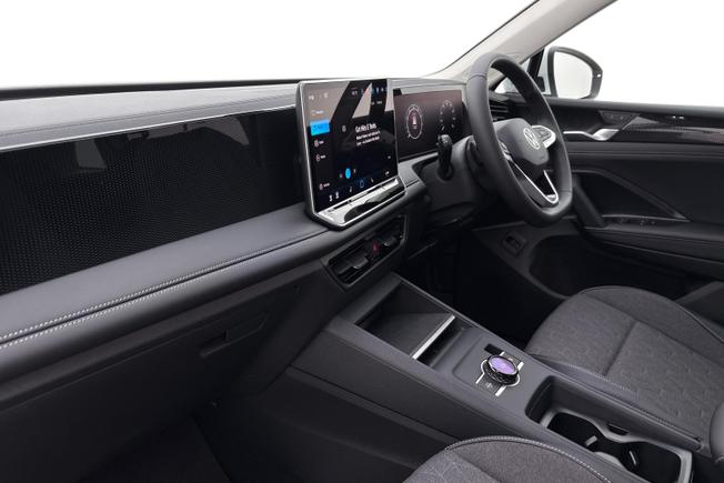 VOLKSWAGEN Tiguan Photo 2