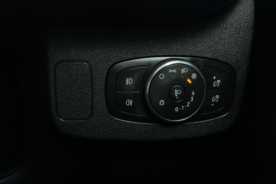 Ford PUMA Photo autoimg-a3af9c4b7d7aab03615142a6408213bf51f709ed.jpg