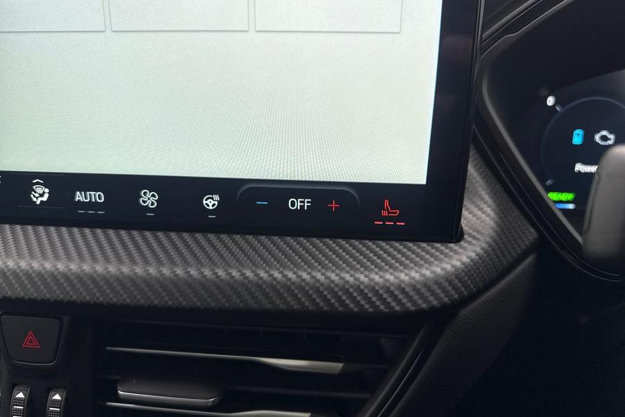 Ford KUGA Photo autoimg-a3b1d48e4b2d3ace3c7b80ddb85ba19a0522a833.jpg