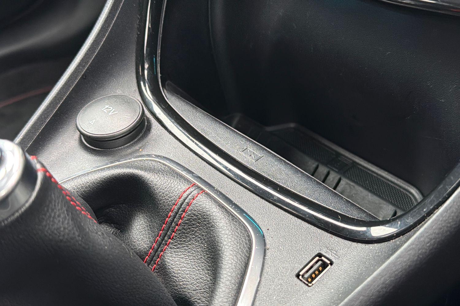 Ford Puma Photo 32