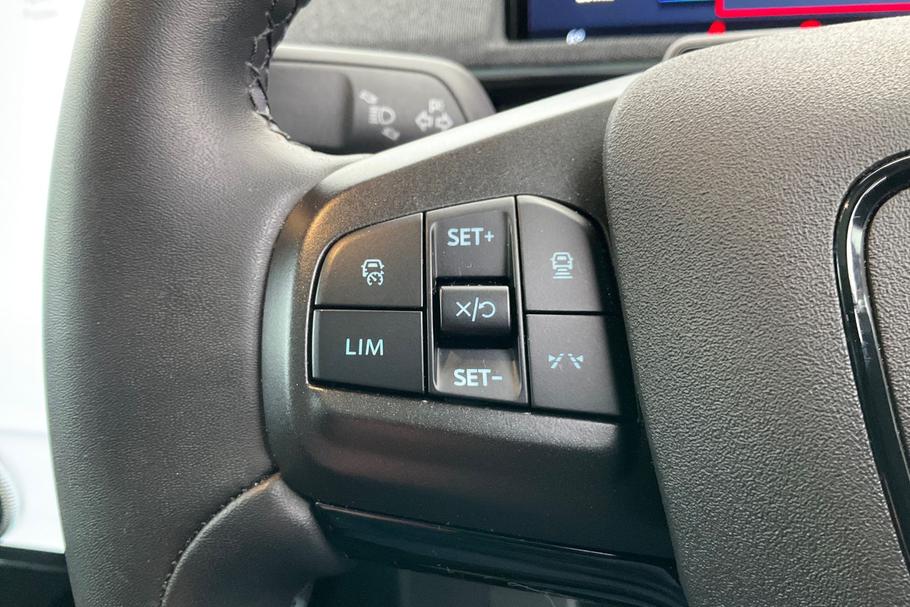 Used Ford MUSTANG MACH-E YF73OFY 33