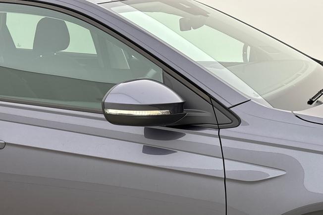 VOLKSWAGEN TAIGO Photo 20