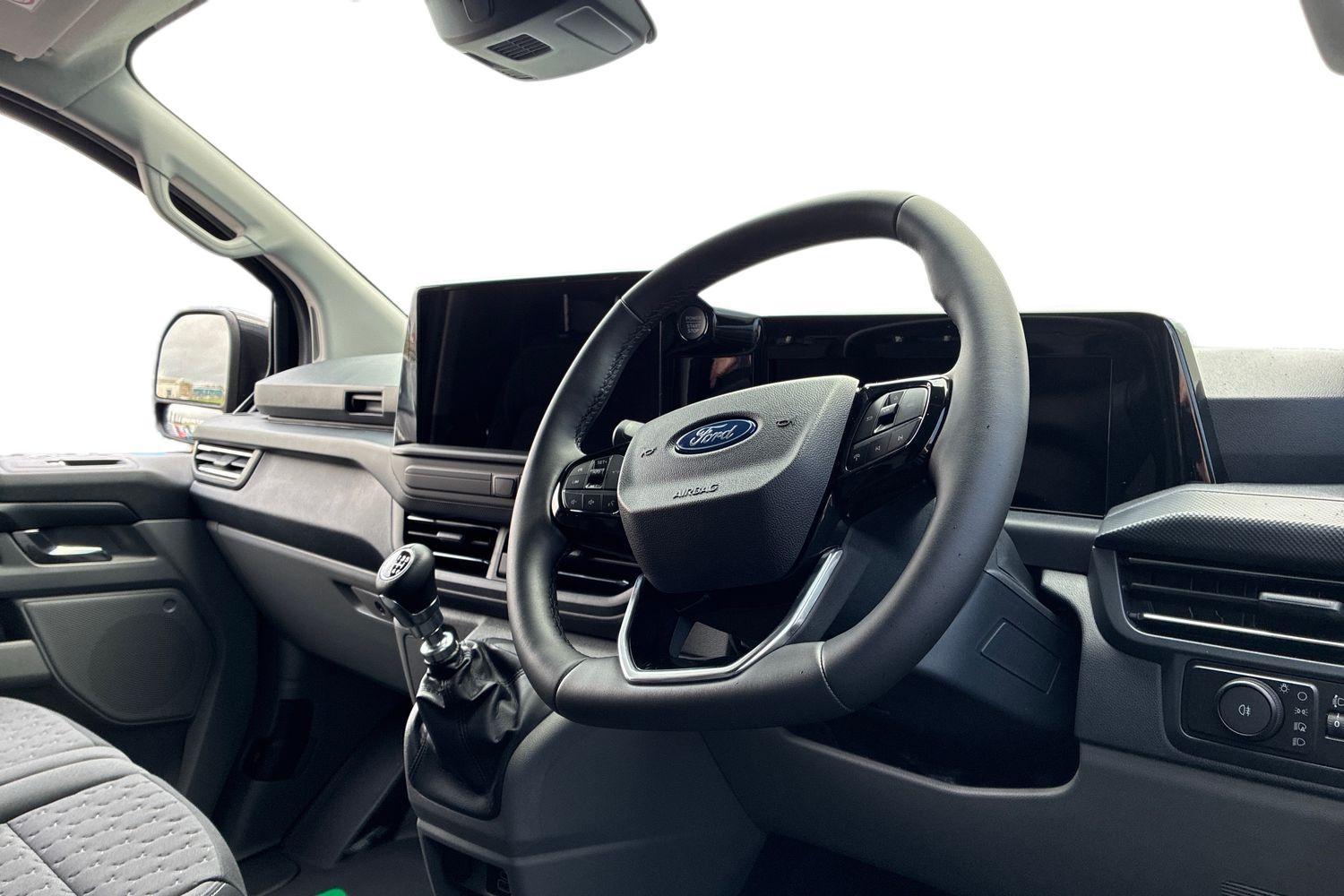 Ford TRANSIT CUSTOM Photo 13