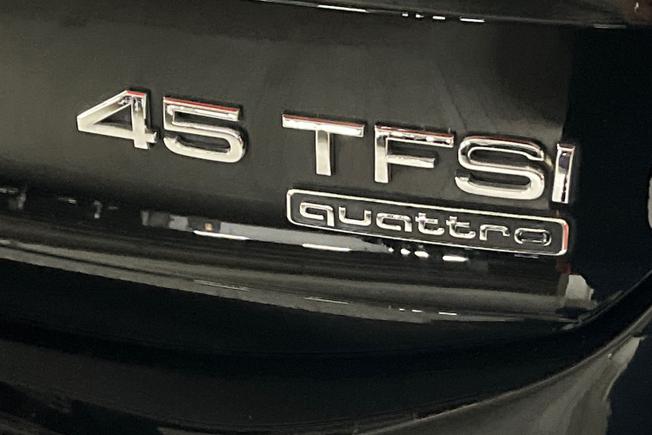 AUDI Q3 Photo 36