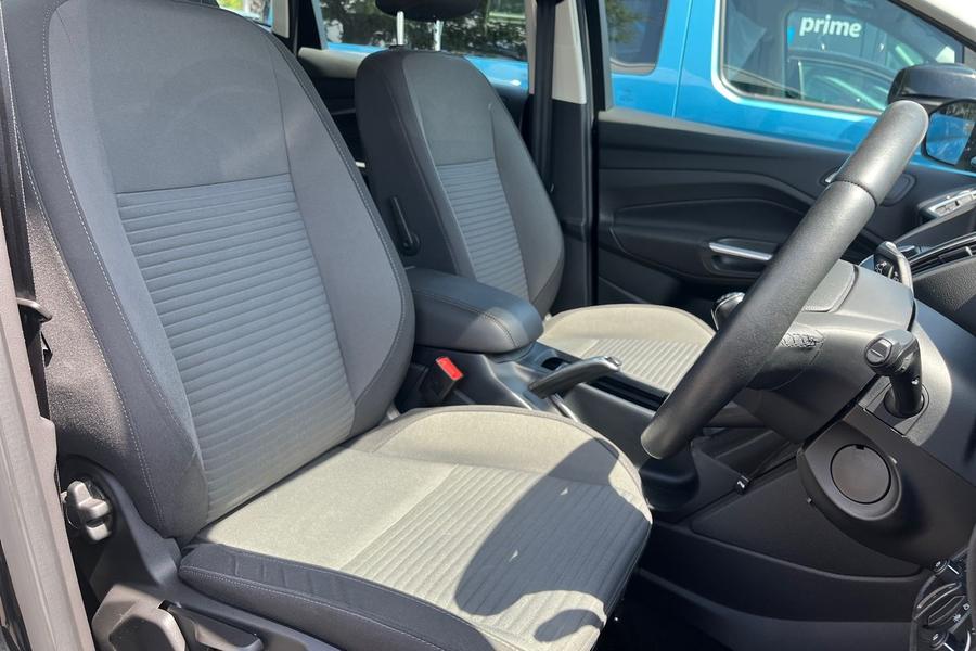 Ford C-Max Photo autoimg-a3c187d85e98c48ba16a43d410b9961c780e6288.jpg
