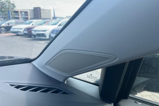 Volkswagen Golf Photo autoimg-a3c1e8b2c0f7cc846dae02e91a7f1f86716bbbe9.jpg
