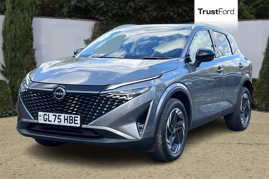 Nissan Qashqai Photo autoimg-a3c248bc932f4e5576fb5d04e40f94e767a93956.jpg