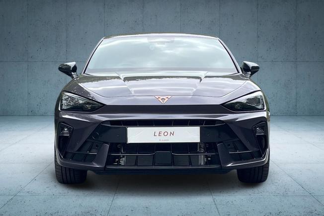 CUPRA Leon Photo 8