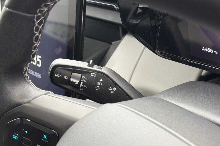 Ford EXPLORER Photo autoimg-a3c477855610583b0c0a627877f15cc1c2b426e0.jpg