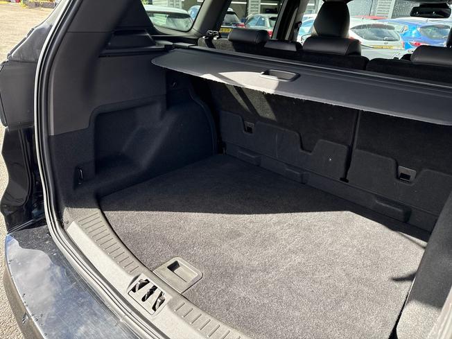 FORD Kuga Photo 12
