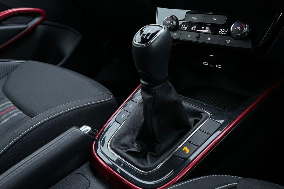 Used Skoda Fabia MV25YRA 34