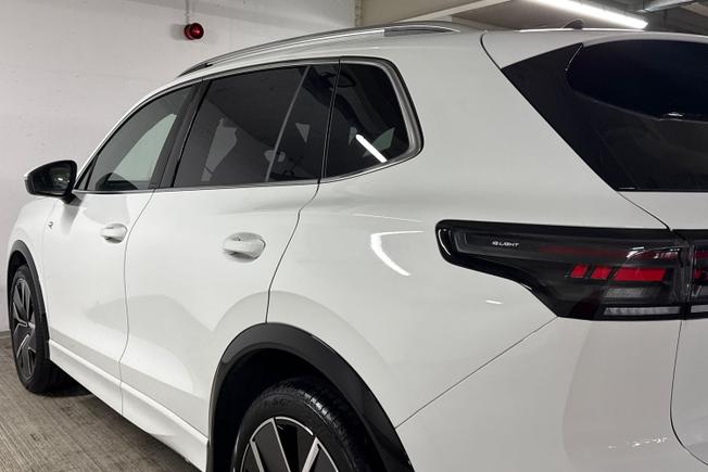 VOLKSWAGEN Tiguan Photo 36