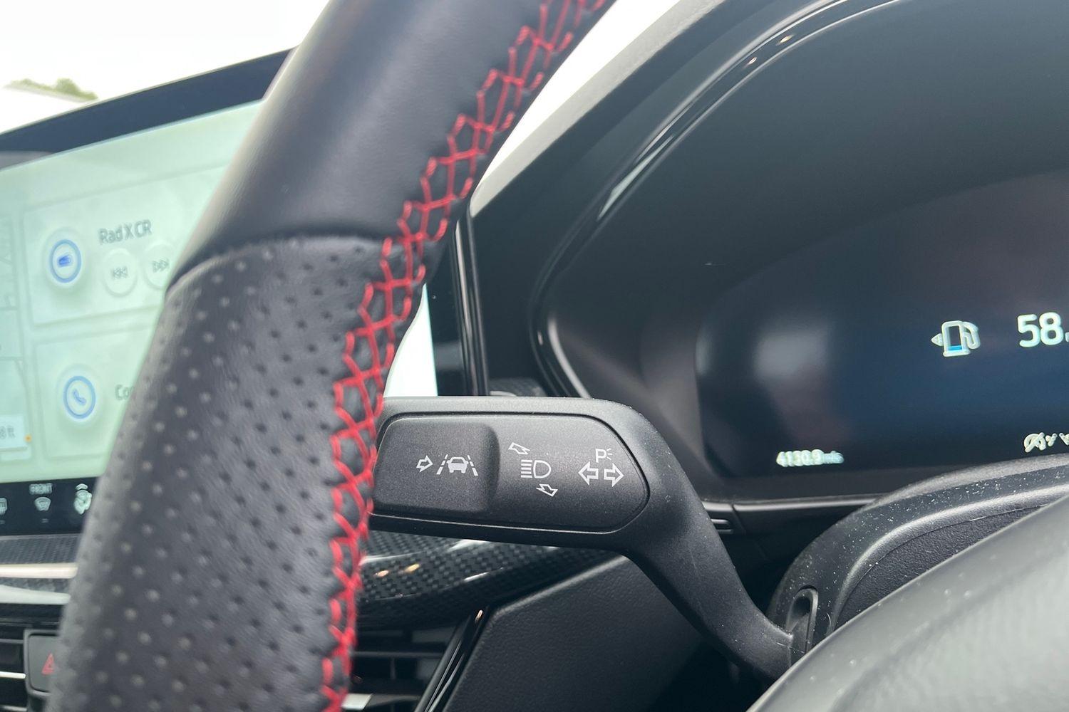 Ford FOCUS Photo 13
