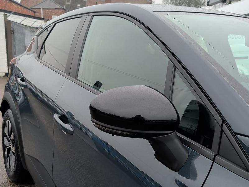 Used Renault Captur ST72AKN 25