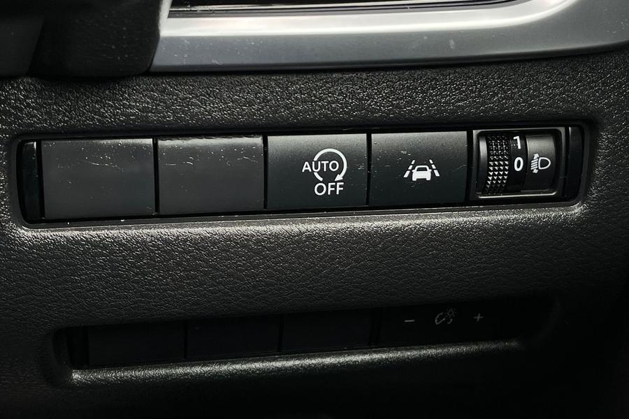 Nissan QASHQAI Photo autoimg-a3cd1dca7df3652574043a82c202ef692009ea66.jpg