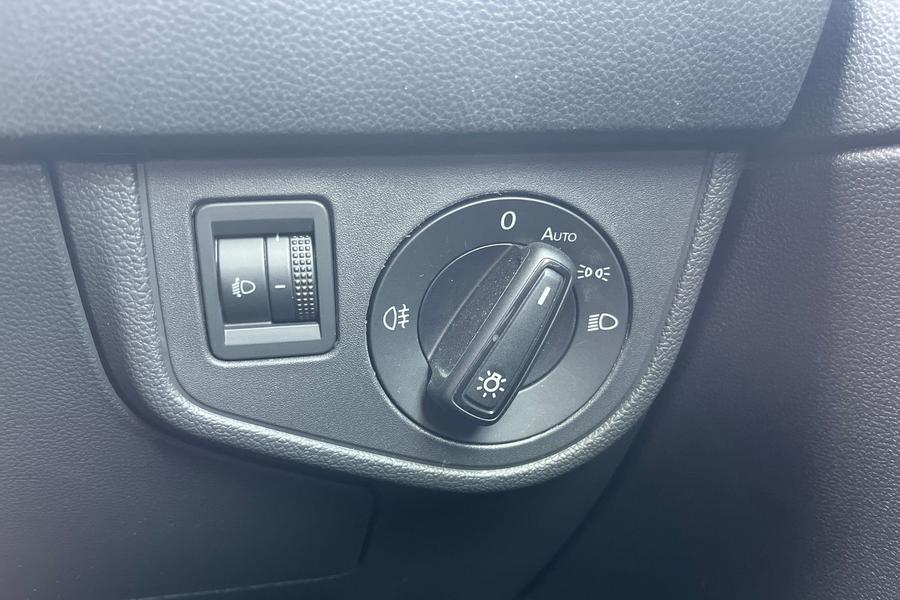 Volkswagen Polo Photo autoimg-a3d08cd2a12206c3f856d3a295274972576d9992.jpg