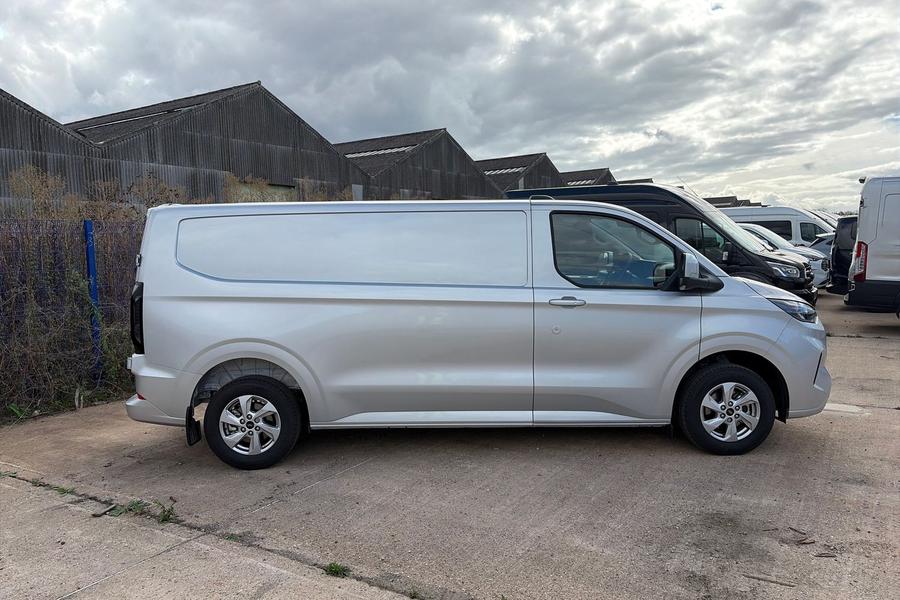 Ford TRANSIT CUSTOM Photo autoimg-a3d19e3963a92ba5192c79d7b74eed919f085ff0.jpg