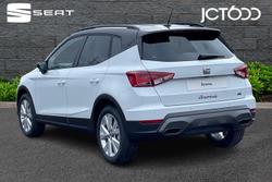 SEAT Arona Photo 3