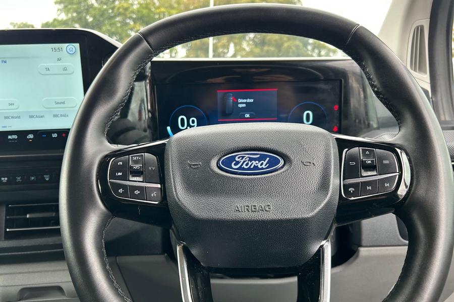 Ford TRANSIT CUSTOM Photo autoimg-a3d8fd83c2d7cdd5a0dc81126ac32ae376714bc2.jpg