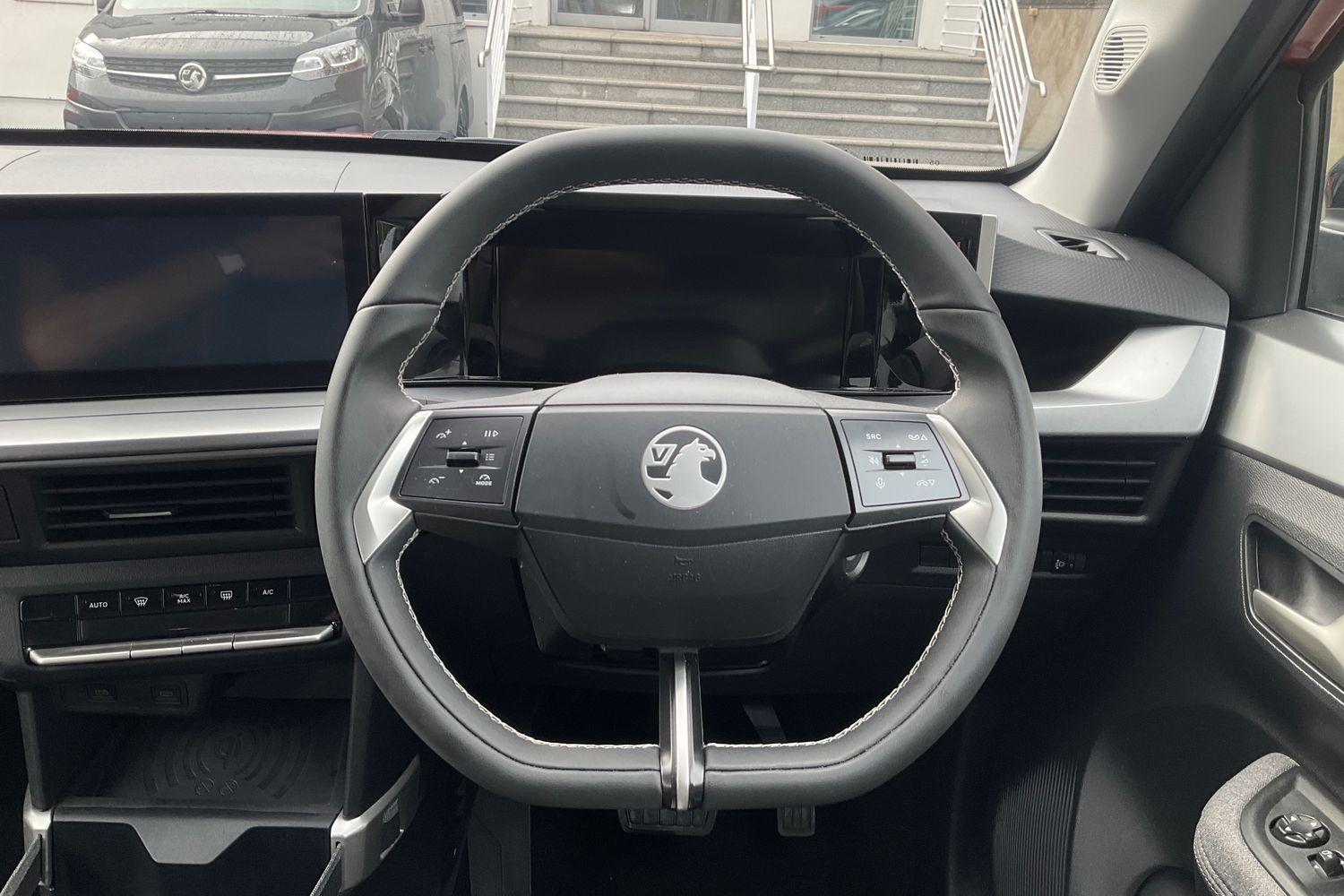 Vauxhall FRONTERA Photo 11