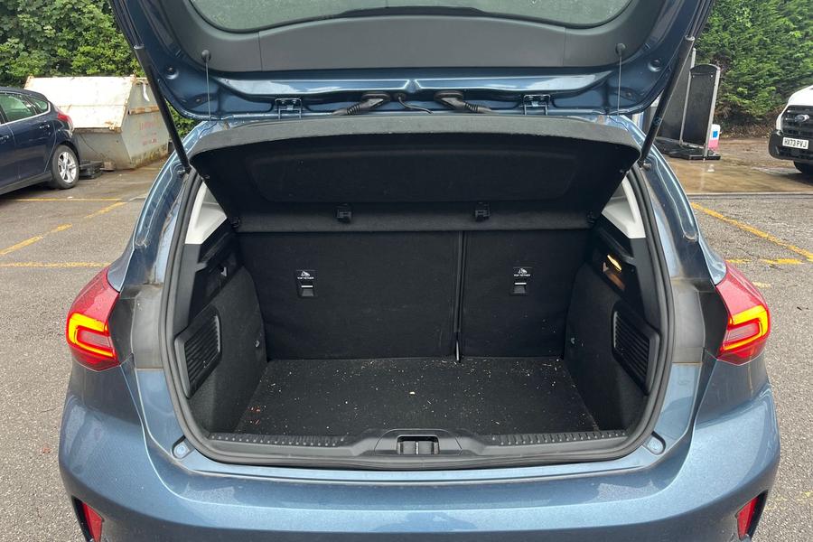 Ford FOCUS Photo autoimg-a3df041fb3e0e4988e27a86608faff5c6c551f1e.jpg