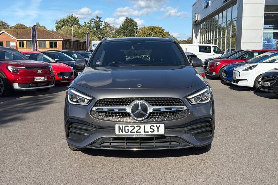 Mercedes-Benz GLA Photo autoimg-a3df32e0b1a710903f786aa09ad20590b71f9bc8.jpg